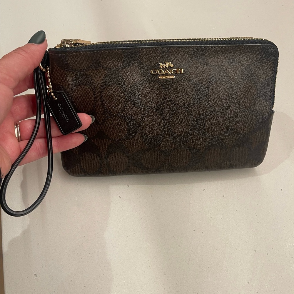 Coach Dark Brown and Black Wristlet Like New - Picture 7 of 9